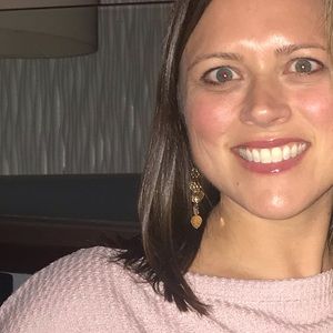 Meet your Posher, Jillian